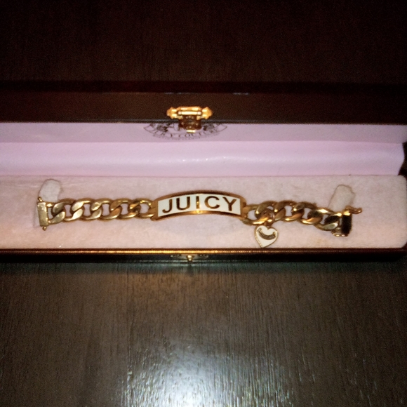 Juicy Couture Jewelry - Juicy couture